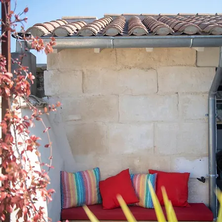 Apartment Chez Domus Reattu Centre Arles