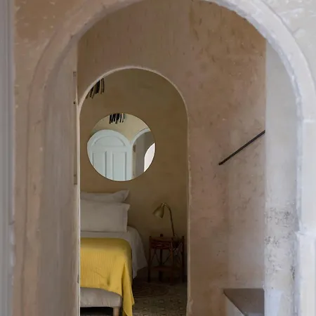 Chez Domus Reattu Centre *
